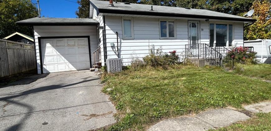 2 bedroom 1 bathroom house for sale. 30 Hollen Street, Quinte West. $369,000