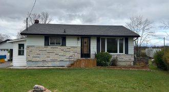 3 bedroom 2 bathroom home for sale. 362 Grills Road, Quinte West, On. $449,000