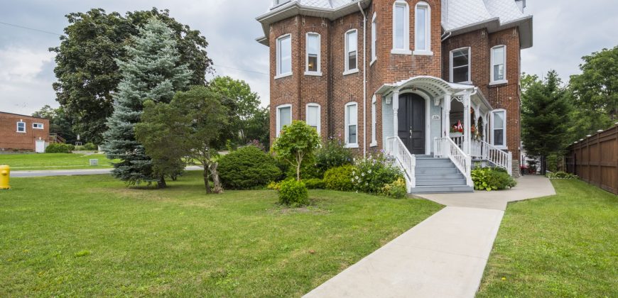 2 bedroom + den Apartment for rent. 116 King St #5, Quinte West, On. $1,890+ hydro and water
