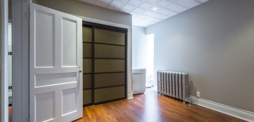 2 bedroom + den Apartment for rent. 116 King St #5, Quinte West, On. $1,890+ hydro and water