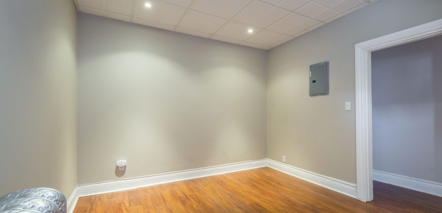 2 bedroom + den Apartment for rent. 116 King St #5, Quinte West, On. $1,890+ hydro and water