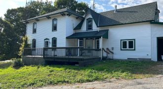2 bedroom 1 bathroom apt for rent. 979 County Road 30, Apt #A, Brighton, On. $1850+ half of heat and hydro