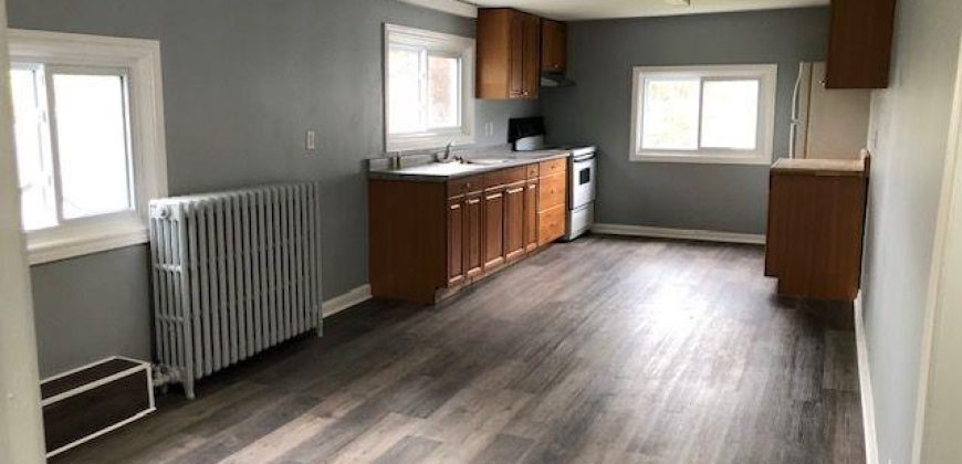 Turn key 4 plex for sale. 263 Dundas Street W, Quinte West, On. $689,000