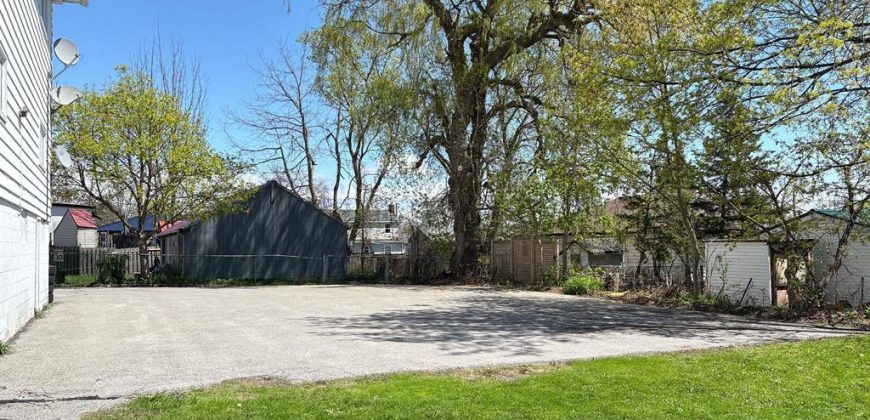 Turn key 4 plex for sale. 263 Dundas Street W, Quinte West, On. $689,000