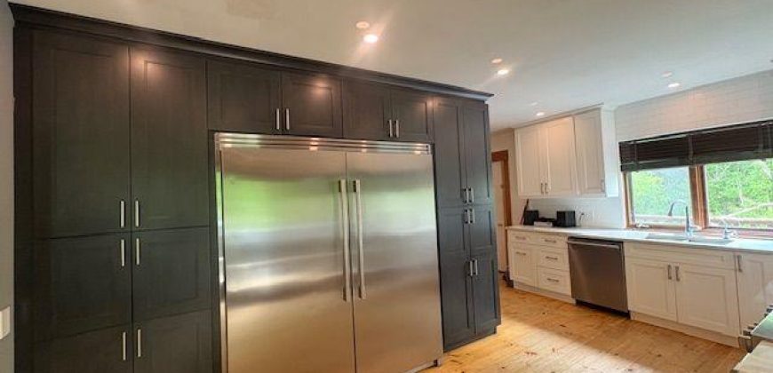 3 bedroom 3 bathroom home for sale. 1403B Crookston Road, Centre Hastings, On. $529,900