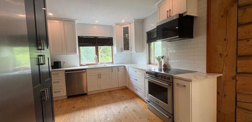 3 bedroom 3 bathroom home for sale. 1403B Crookston Road, Centre Hastings, On. $529,900