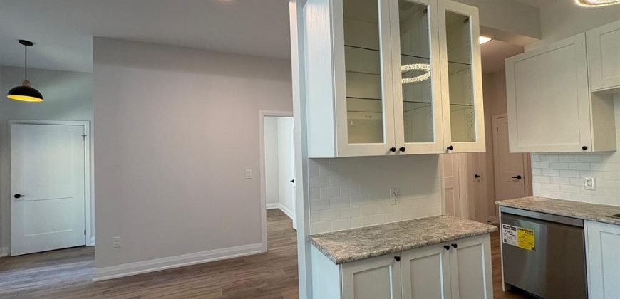 2 bedroom 1 bathroom APT for rent. 22 McGill Street Unit #1, Quinte West, On. $1999.00+