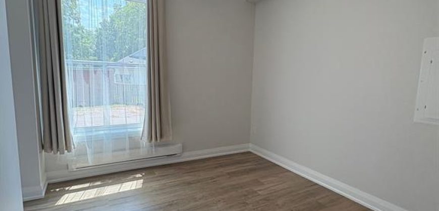 2 bedroom 1 bathroom APT for rent. 22 McGill Street Unit #1, Quinte West, On. $1999.00+