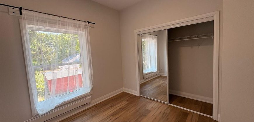 2 bedroom 1 bathroom apt for rent. 22 McGill Street Unit #3, Quinte West, On. $1950+