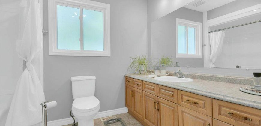 2 bedroom 2 bathroom house for sale. 2 Heritage Drive, Prince Edward County, On.  $489,900