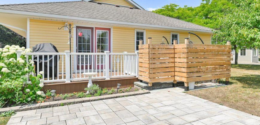 2 bedroom 2 bathroom house for sale. 2 Heritage Drive, Prince Edward County, On.  $489,900