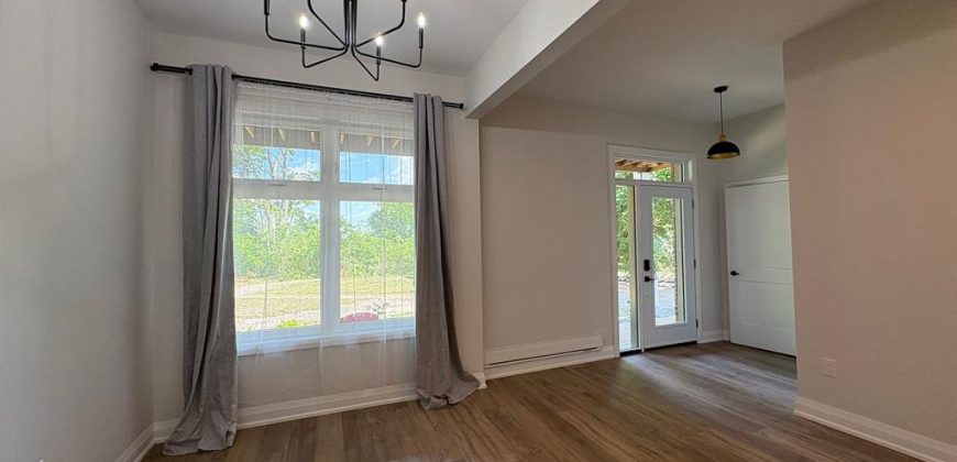 2 bedroom 1 bathroom APT for rent. 22 McGill Street Unit #1, Quinte West, On. $1999.00+