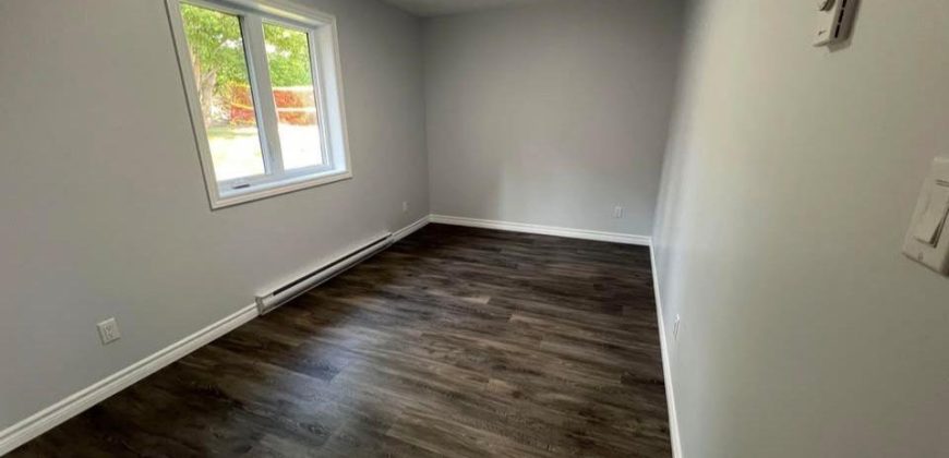 2 bedroom apt for rent. 198 Dundas Street E, Quinte West. $1650+hydro and water