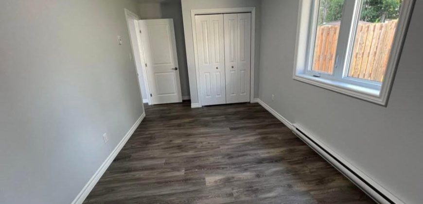 2 bedroom apt for rent. 198 Dundas Street E, Quinte West. $1650+hydro and water