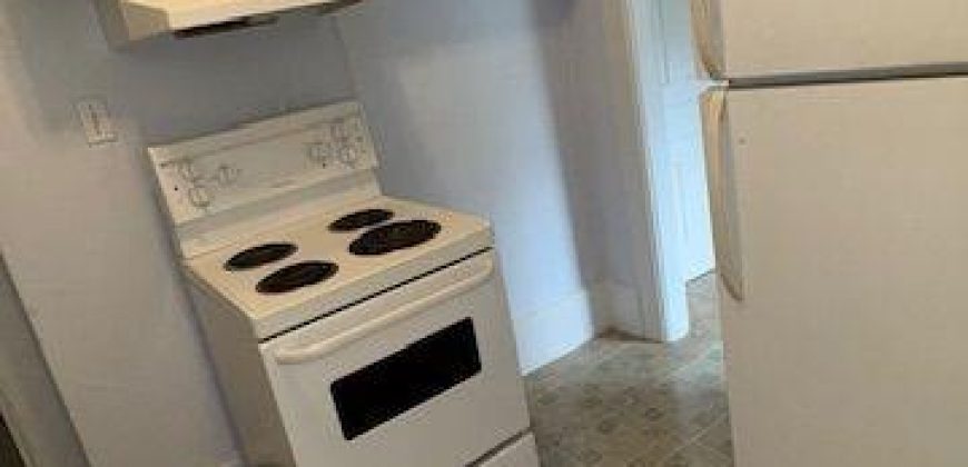 1 bedroom 1 bathroom apt for rent. 116 King Street Unit #3, Quinte West. $1,750+ hydro and water