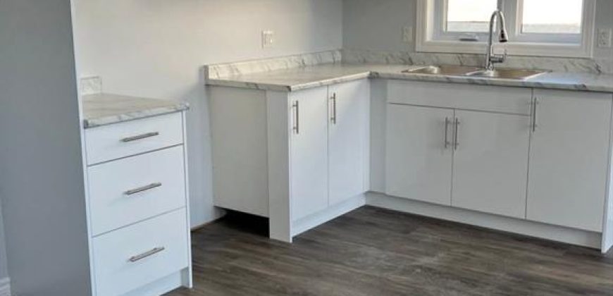2 bedroom apt for rent. 198 Dundas Street E, Quinte West. $1650+hydro and water