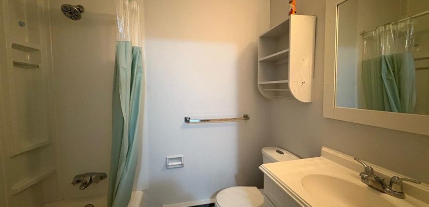 2 bedroom 1 bathroom apt for rent. 29 McNichol Avenue Unit #5, Quinte West, On. $1795 all inclusive
