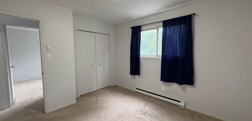 2 bedroom 1 bathroom apt for rent. 29 McNichol Avenue Unit #5, Quinte West, On. $1795 all inclusive