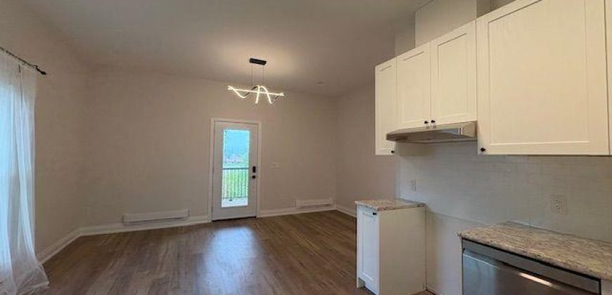 2 bedroom 1 bathroom apt for rent. 22 McGill Street Unit #4, Quinte West, On. $1,999