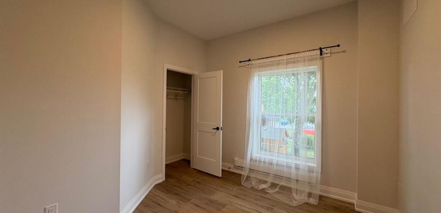 2 bedroom 1 bathroom apt for rent. 22 McGill Street Unit #4, Quinte West, On. $1,999