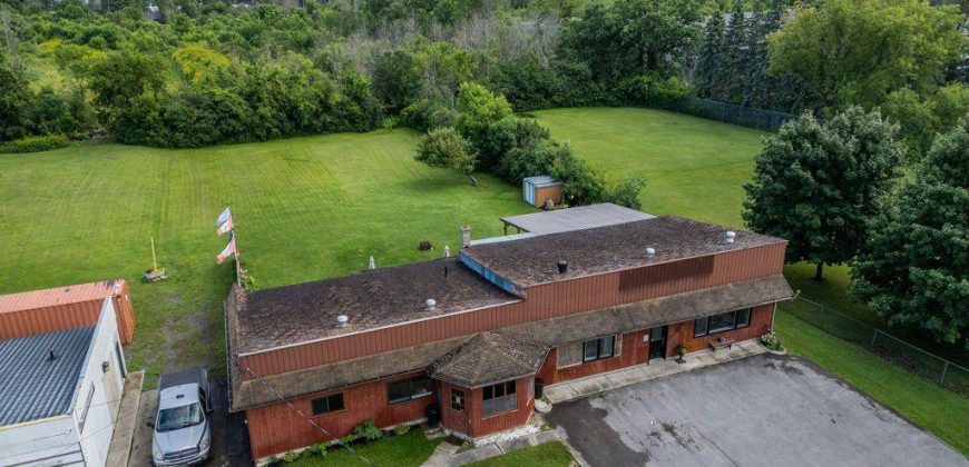4 bedroom 2 bathroom house for sale. 108 Dundas St, Deseronto, On. $599,900