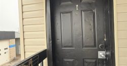 2 bedroom 1 bathroom apt for rent. 284 Front St, Unit #1, Quinte West. On. $1395 plus hydro