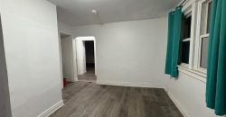 2 bedroom 1 bathroom apt for rent. 284 Front St, Unit #1, Quinte West. On. $1395 plus hydro