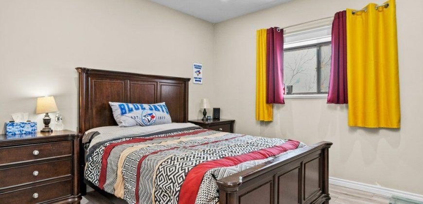 4 bedroom 2 bathroom house for sale. 108 Dundas St, Deseronto, On. $599,900