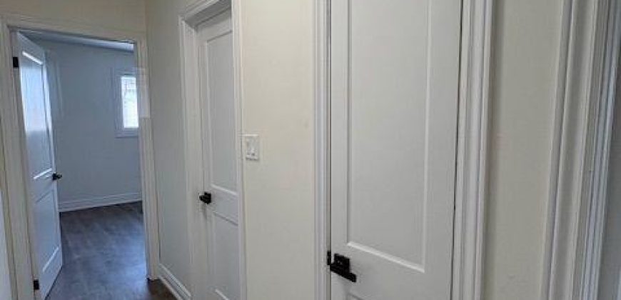 2 bedroom 1 bathroom apt for rent. 172 Queen St, Unit #5, Quinte West, On. $1925 plus hydro