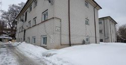 2 bedroom 1 bathroom apt for rent. 172 Queen St, Unit #5, Quinte West, On. $1925 plus hydro