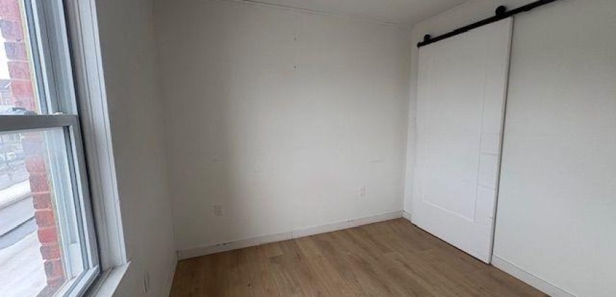 1 bedroom 1 bathroom apt for rent. 27 Dundas St E, Unit #1, Quinte West, On. $1,325 all incl.