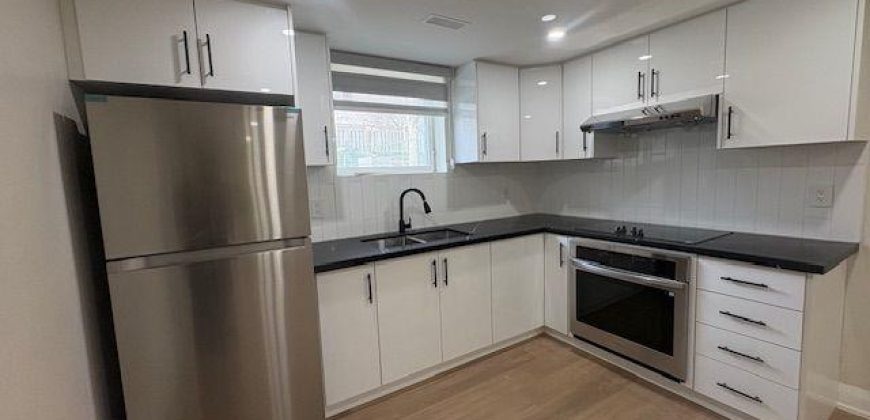 1 bedroom 1 bathroom apt for rent. 23 Robertson Lane Unit #A, Belleville, On.  $1500 plus 35% of utilities.