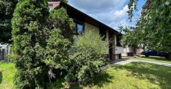 5 bedroom 2 bathroom house for sale. 108 Nicholas St, Quinte West, On. $469,000