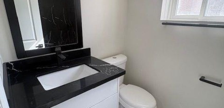 1 bedroom 1 bathroom apt for rent. 23 Robertson Lane Unit #A, Belleville, On.  $1500 plus 35% of utilities.