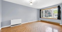 5 bedroom 2 bathroom house for sale. 108 Nicholas St, Quinte West, On. $469,000