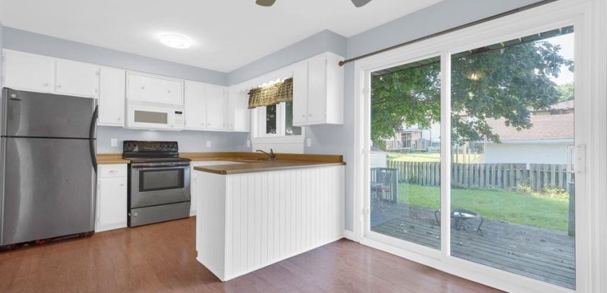 5 bedroom 2 bathroom house for sale. 108 Nicholas St, Quinte West, On. $469,000