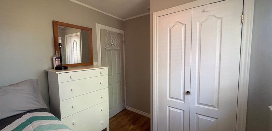2 bedroom 1 bathroom home for sale. 14 Bay Avenue, Prince Edward County, On. $569,000