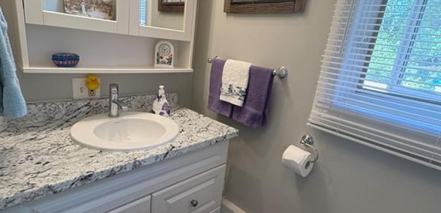 2 bedroom 1 bathroom home for sale. 14 Bay Avenue, Prince Edward County, On. $569,000