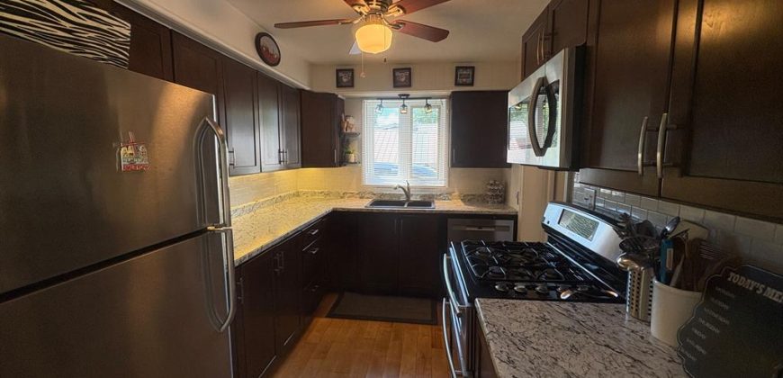 2 bedroom 1 bathroom home for sale. 14 Bay Avenue, Prince Edward County, On. $569,000