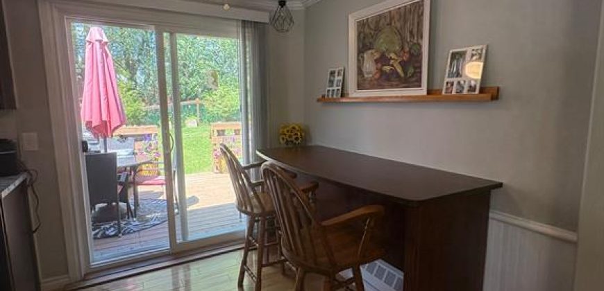 2 bedroom 1 bathroom home for sale. 14 Bay Avenue, Prince Edward County, On. $569,000