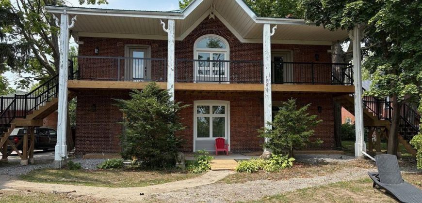2 bedroom 1 bathroom apt for rent. 22 McGill St. Unit #2, Quinte West, On. $1974 plus water and hydro